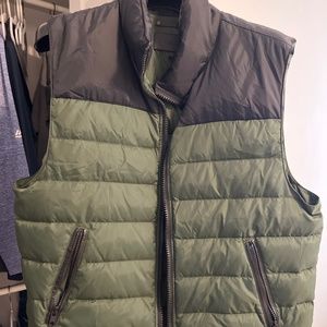 COACH Mens Green and Black Vest Large